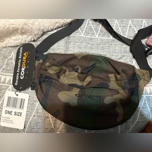 ✨Carhartt Collins Neck Pouchl WIP!🖤